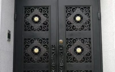 2024’s Color Palette: Revolutionizing the Look of Iron Doors